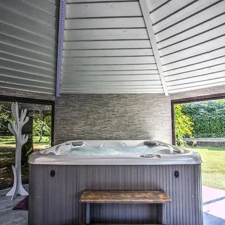 Giuliana Tatil Evi Arezzo